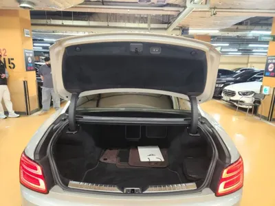 Bentley Flying Spur 2021, 44000 км, за 205000000 KRW - фото 6