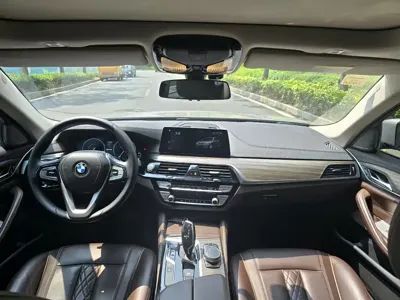 BMW 5 Series New Energy 2018, 90000 км, за 109800 CNY - фото 5