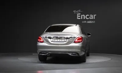 Mercedes-Benz C-Class 2019, 57536 км, за 22700000 KRW