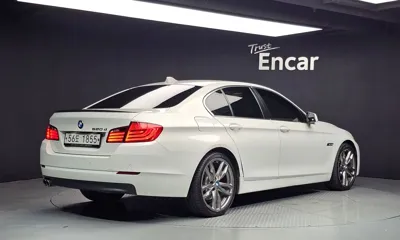 BMW 5-Series 2013, 215333 км, за 4490000 KRW
