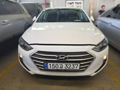 Hyundai Avante · 2018 год