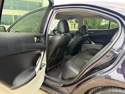 Lexus IS 2010, 145000 км, за 39800 CNY - фото 9