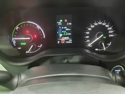 Toyota Granvia 2024, 77800 км, за 230300 CNY - фото 9