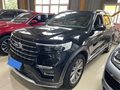 Ford Explorer · 2022 год