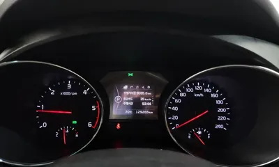 Kia Canival 2016, 129265 км, за 8600000 KRW - фото 8