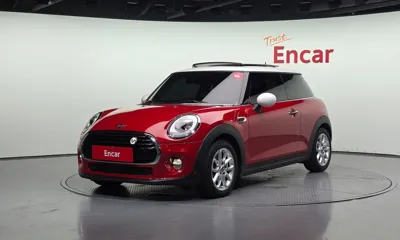 MINI Cooper · 2018 год