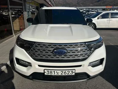 Ford Explorer · 2020 год