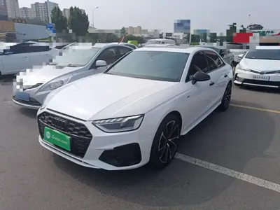 Audi A4L · 2021 год
