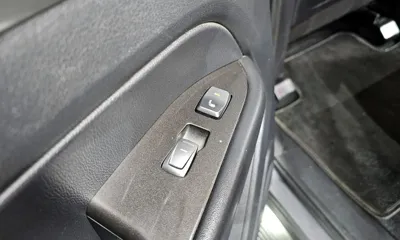 KG_Mobility_Ssangyong Rexton 2018, 160393 км, за 14000000 KRW - фото 19