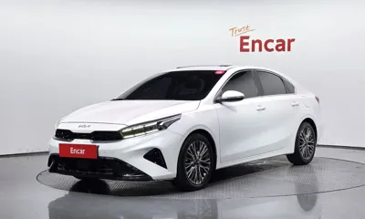 Kia K3 · 2022 год