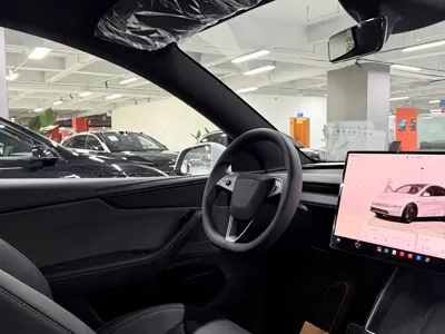 Tesla Model Y 2026, 100 км, за 243800 CNY - фото 6