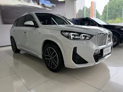 BMW iX1 2025, 15000 км, за 135800 CNY