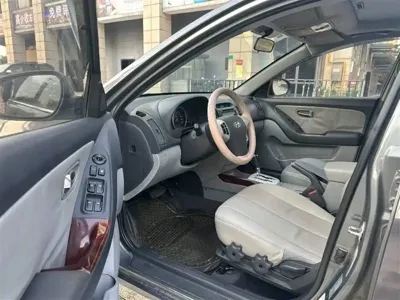 Hyundai Elantra 2010, 140000 км, за 9800 CNY - фото 4