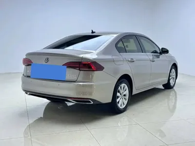 Volkswagen Bora 2021, 52600 км, за 58800 CNY