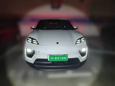 Porsche Macan EV 2026, 4200 км, за 434000 CNY - фото 24