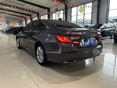 Honda Accord 2021, 65000 км, за 88800 CNY - фото 6
