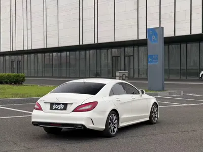 Mercedes-Benz CLS 2015, 65000 км, за 168800 CNY