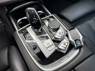 BMW 7-Series 2018, 93982 км, за 34900000 KRW - фото 11