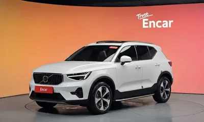 Volvo XC40 · 2023 год