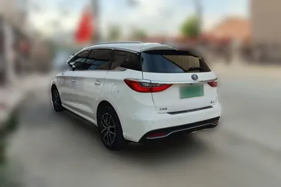 BYD Song Max 2017, 129300 км, за 30414.11 CNY