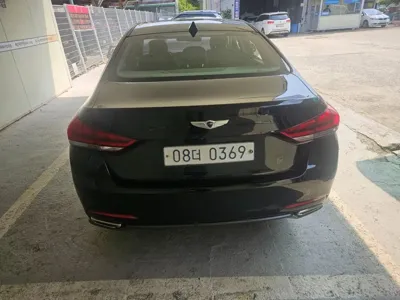 Hyundai Genesis 2016, 67814 км, за 10800000 KRW