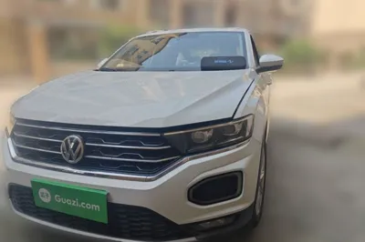 Volkswagen T-Roc · 2020 год