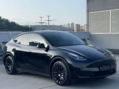 Tesla Model Y 2023, 89000 км, за 151800 CNY