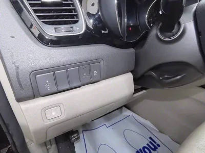 Kia Canival 2017, 182536 км, за 9500000 KRW - фото 11