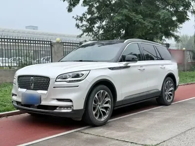 Lincoln Aviator · 2020 год