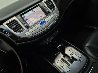 Hyundai Genesis 2012, 250000 км, за 2950000 KRW - фото 9