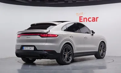 Porsche Cayenne 2021, 38598 км, за 98000000 KRW