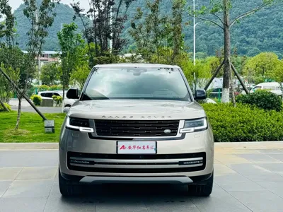 Land Rover Range Rover 2023, 132000 км, за 1058000 CNY
