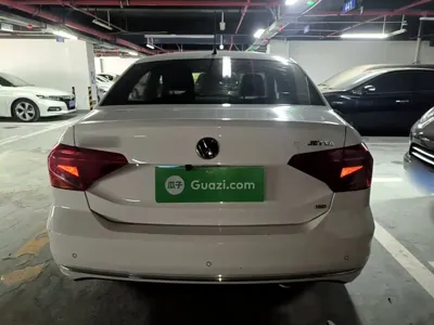 Volkswagen Jetta 2017, 64700 км, за 24300 CNY - фото 6