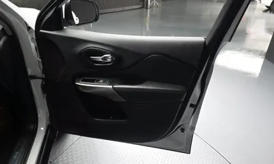 Jeep Cherokee 2020, 126869 км, за 13300000 KRW - фото 24