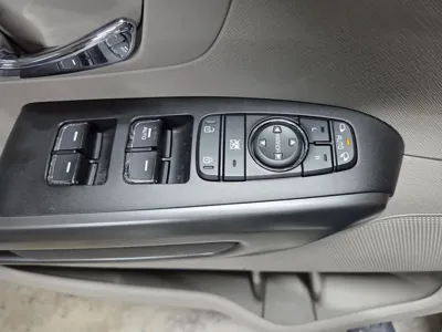 Kia Canival 2019, 41855 км, за 15990000 KRW - фото 13