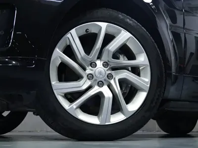 Land Rover Sport 2019, 64000 км, за 413000 CNY