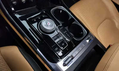 Kia Canival 2023, 56884 км, за 39000000 KRW - фото 9