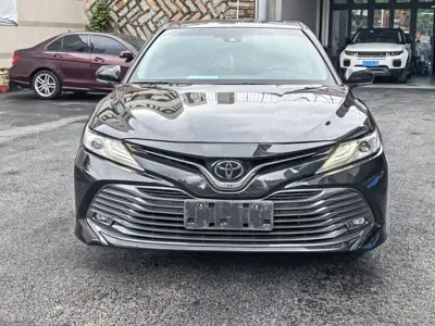 Toyota Camry 2019, 74000 км, за 75800 CNY