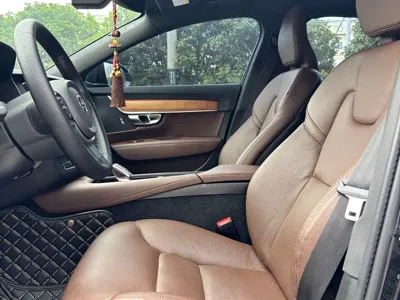 Volvo S90 2021, 77200 км, за 140000 CNY - фото 9