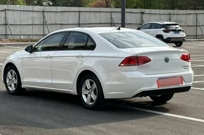 Volkswagen Lamando 2018, 109300 км, за 62174.23 CNY