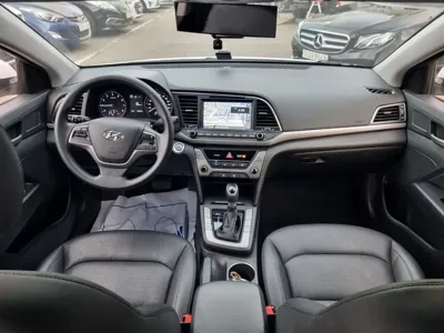 Hyundai Avante 2017, 65844 км, за 10300000 KRW - фото 7