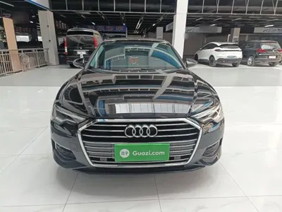 Audi A6L 2021, 82200 км, за 181600 CNY