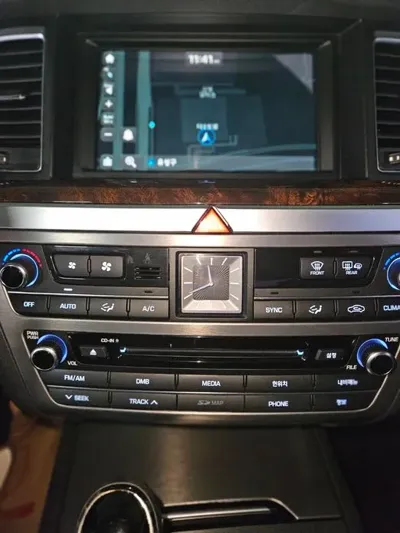 Hyundai Genesis 2015, 139997 км, за 10800000 KRW - фото 10