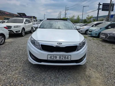 Kia K5 · 2011 год