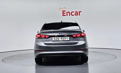 Hyundai Avante 2018, 28255 км, за 11000000 KRW