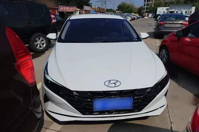 Hyundai Elantra 2022, 42000 км, за 67218.32 CNY