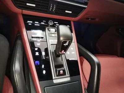 Porsche Cayenne E-Hybrid 2021, 59000 км, за 485483.77 CNY - фото 17