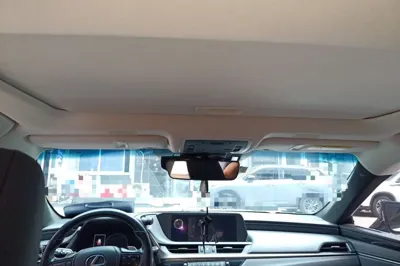 Lexus ES 2018, 94000 км, за 151037.28 CNY - фото 15
