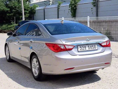 Hyundai Sonata 2011, 87996 км, за 3600000 KRW - фото 3