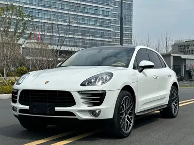 Porsche Macan · 2016 год